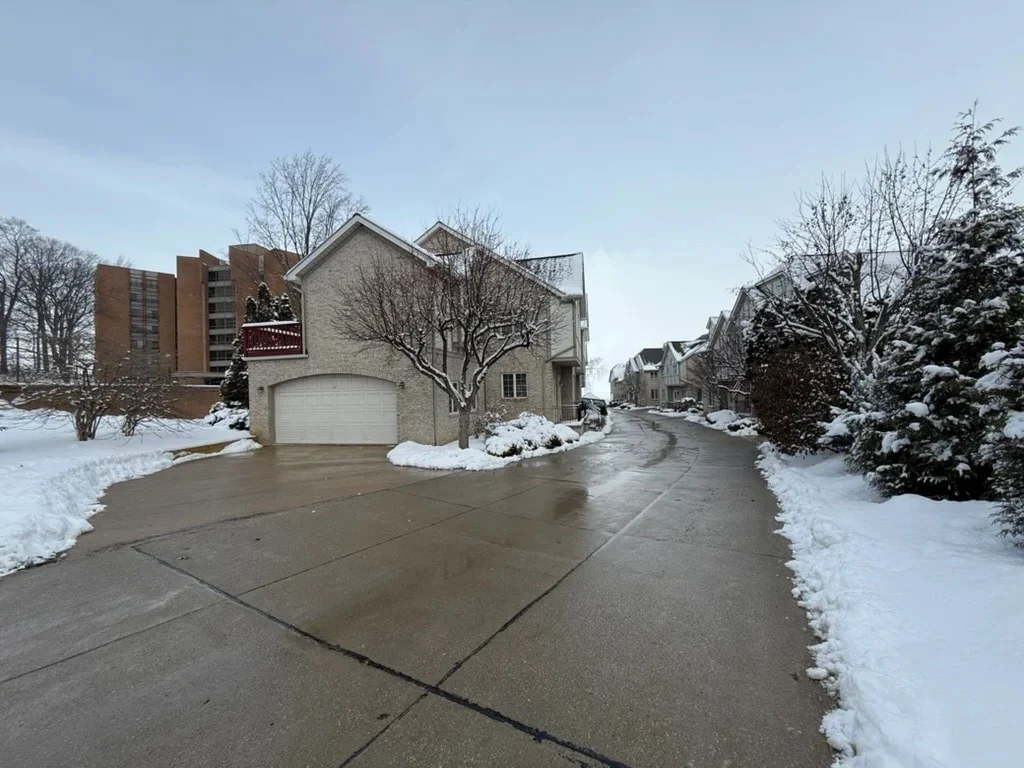 Perfectly cleared driveway after snowfall
